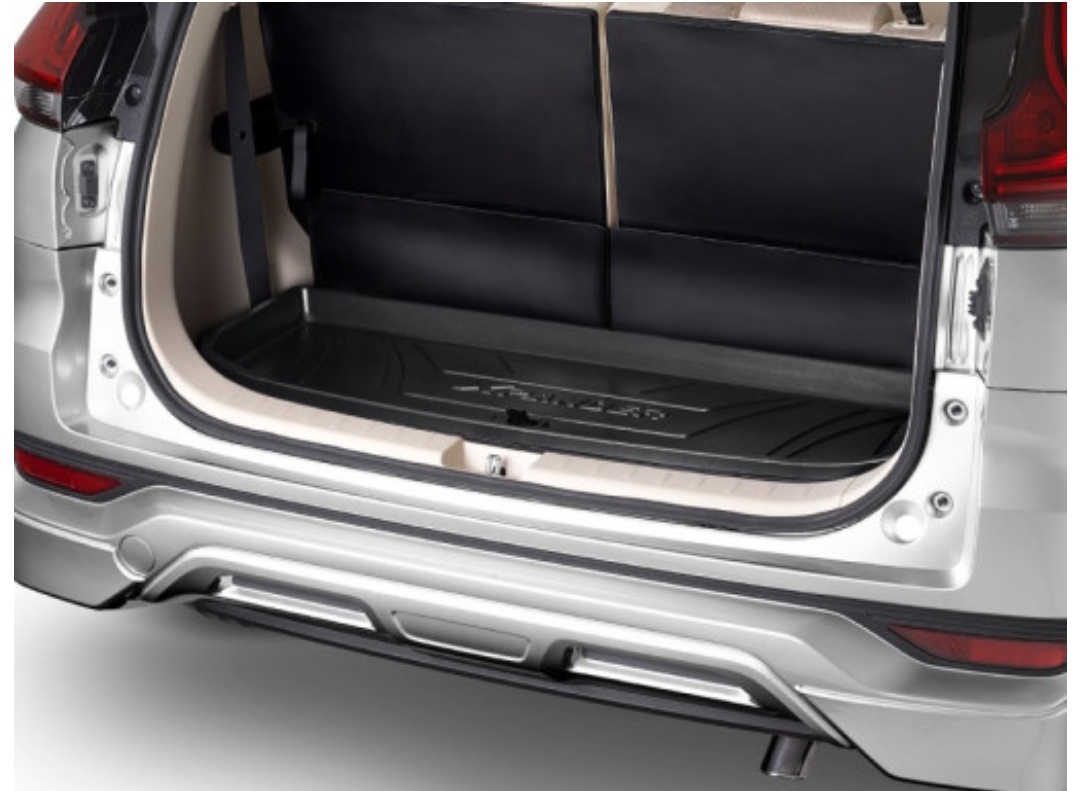 luggage tray xpander