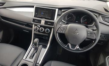 Interior Xpander Cross Limited Rockford Fosgate