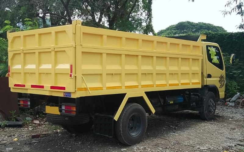 Gambar Dump Truck Mitsubishi Canter FE 74 HD N Euro 4